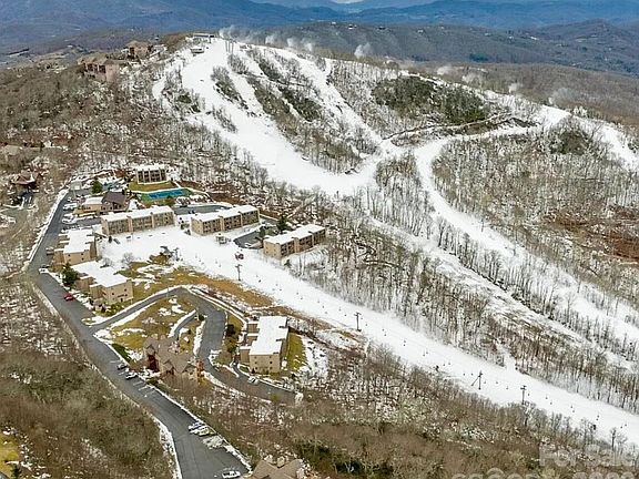 2nd image of 101 Sugar Ski Dr #112