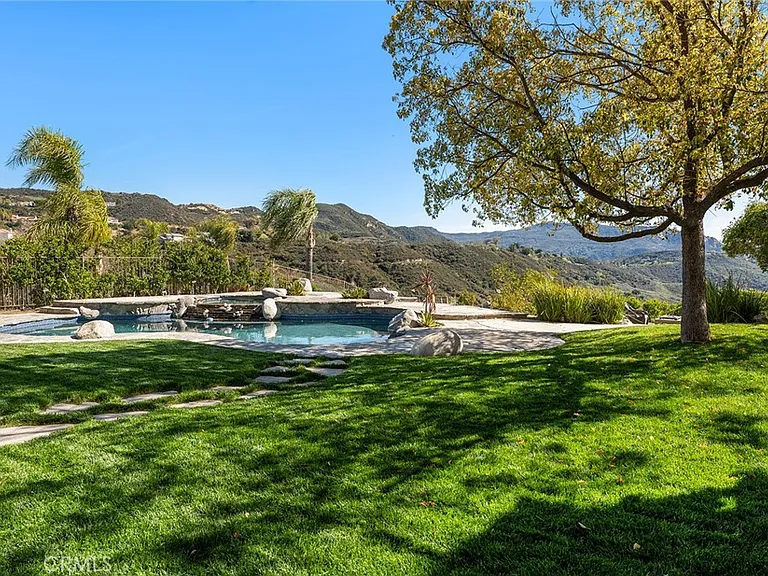 24920 Paseo Del Rancho — Photo 56