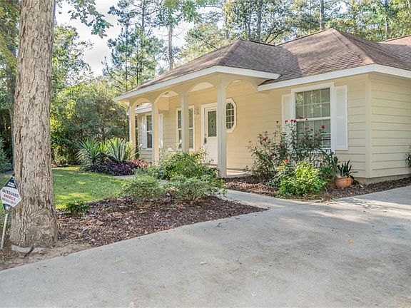 4th image of 10699 Royal Magnolia Dr