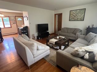 4 Stanchak Ct FLOOR 1, Clifton, NJ 07014