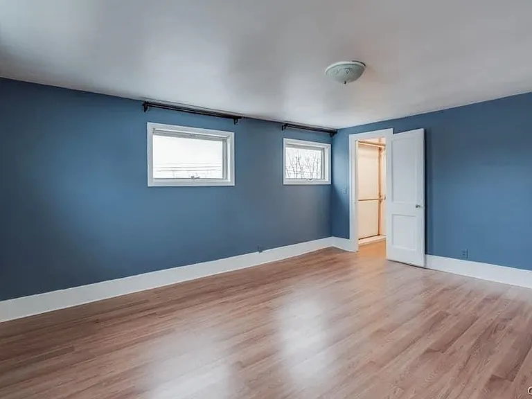 637 Coffeen St — Photo 21