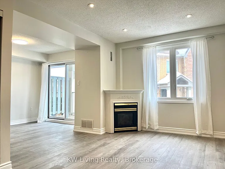 75 Weldrick Rd E #834 — Photo 2