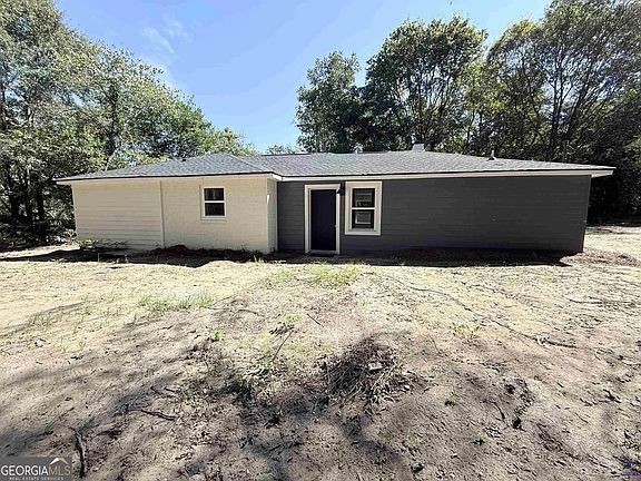 3rd image of 2735 Schatulga Rd