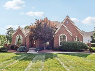 1042 Lancewood Dr, Macedonia, OH 44056
