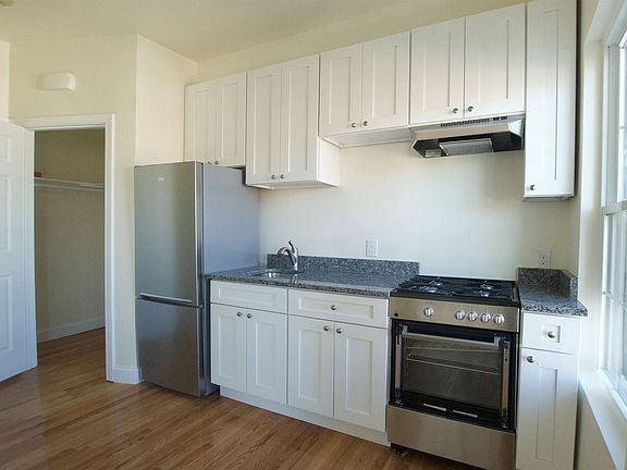 501 East Broadway #12 Boston (South Boston) Shared Unit Phot