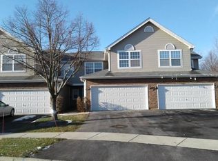 6 Steven Ct, Algonquin, IL 60102