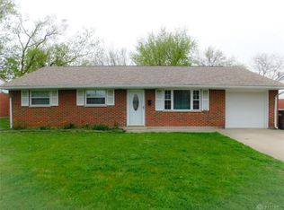 506 Merrymaid Dr, Englewood, OH