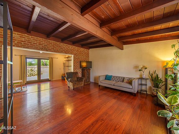 3rd image of 1764 W Calle Tranquila