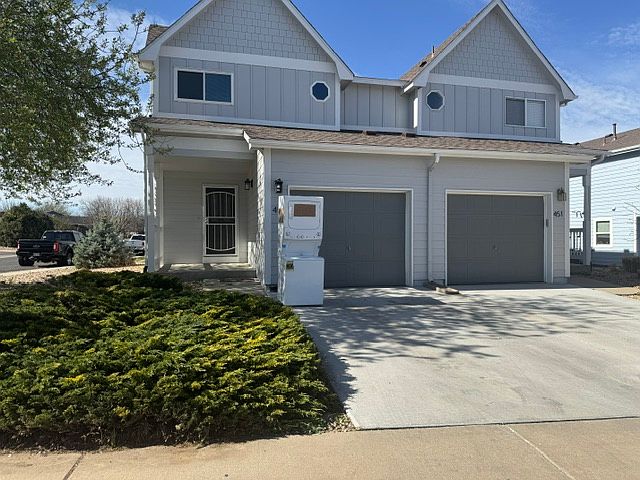 1st image of 453 Stardust Ct