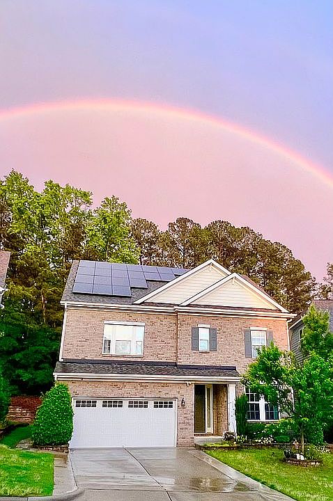 1st image of 721 Vine Pond Ct