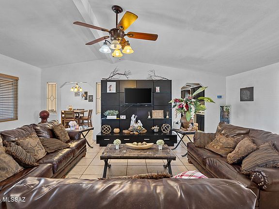 5th image of 3827 S Aldon Rd