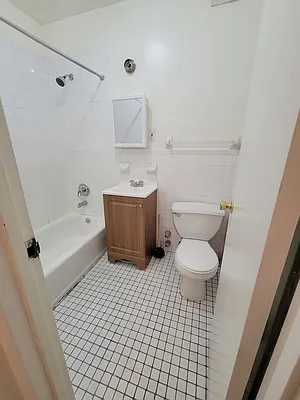 Rented by Voro New York | media 10