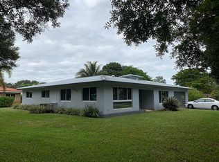 5501 SW 3rd St, Plantation, FL 33317