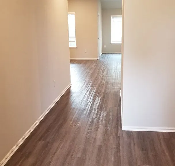 3102 Debbie Ln — Photo 3