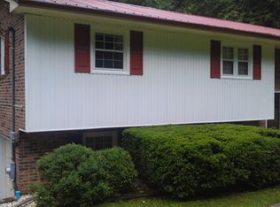 2011 Sinking Creek Rd, Johnson City, TN 37604