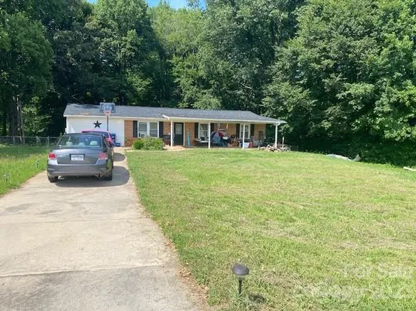 305 Danner Rd, Mocksville, NC 27028
