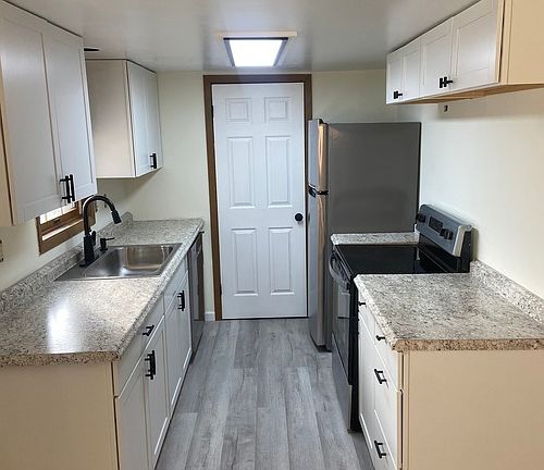3rd image of 109 Wheatfield Ct