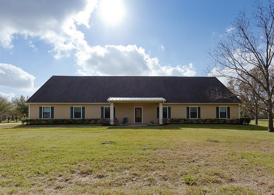 1st image of 4632 Pecan Grv