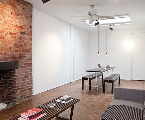 Rented by Weinstein Realty Group | media 15