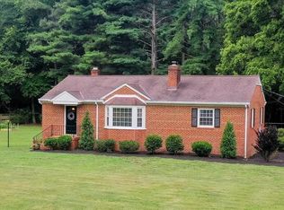 110 Frances Rd, Ashland, VA 23005