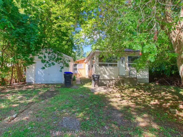 956 Carson Ave, Innisfil, ON L0L 1W0