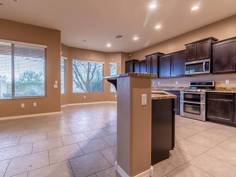 12565 N Golden Mirror Dr — Photo 13