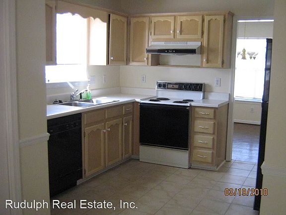 5th image of 2704 Braelinn Pkwy N