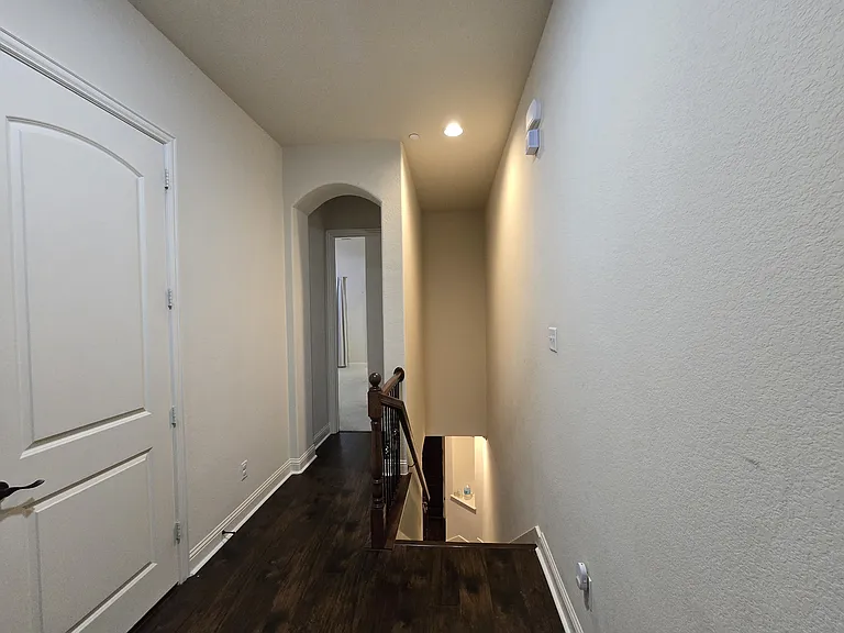 7924 Osborn Pkwy — Photo 12