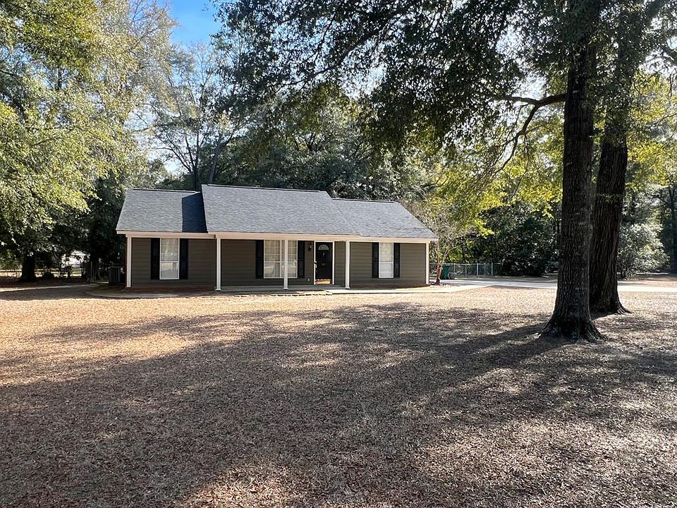 1st image of 361 Creekside Dr