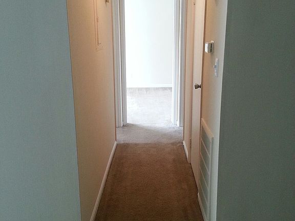 5th image of 19 Aspen Dr APT H