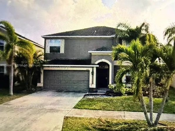 2429 Roanoke Springs Dr, Ruskin, FL 33570