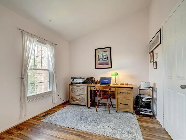 4113 Meadow Field Ct — Photo 10