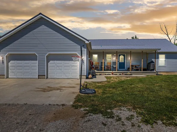4710 Spur Rd, Breckenridge, MI 48615