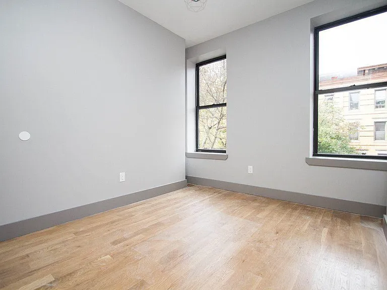1716 Woodbine St #2RLX — Photo 1