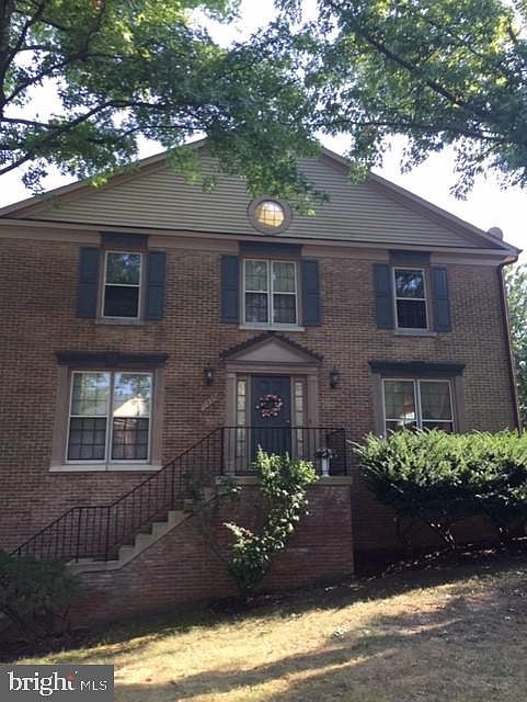 1st image of 7506 Cadbury Row