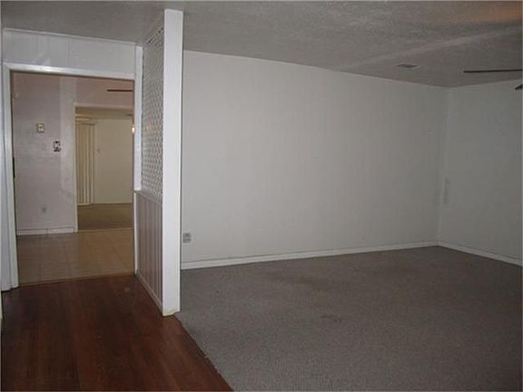 5th image of 2206 Pomona Dr