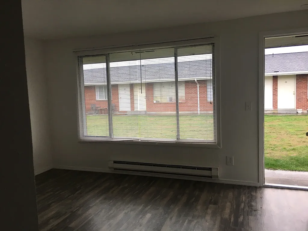 1 bed, 500 sqft, $995 — Photo 3