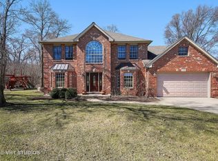 5996 Leonard Ave, Downers Grove, IL 60516