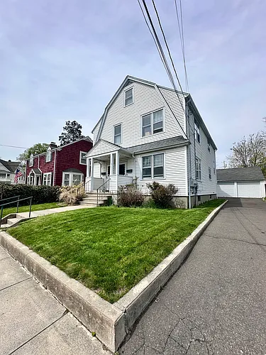 124 Harborview Ave #1 Photo 1