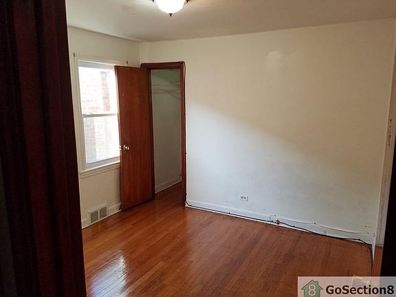 4th image of 14428 S Lowe Ave