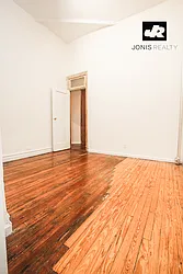 Rented by Jonis Realty