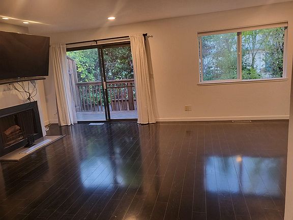 4th image of 3433 Mission Dr APT C