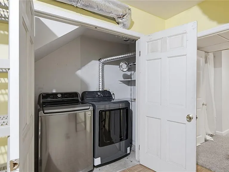 856 Saint Charles Ave NE #8 — Photo 29