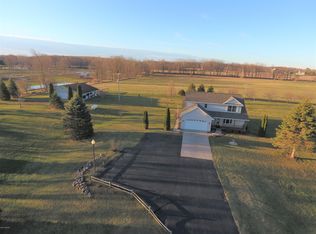 787 Jackson Rd, Blanchard, MI 49310