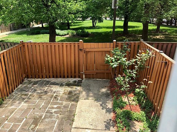 2nd image of 1235 E Eager St
