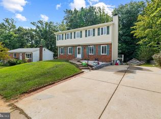 14204 Lynway Ct, Woodbridge, VA 22193