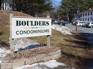 20 Wolf Rd UNIT B30, Lebanon, NH 03766