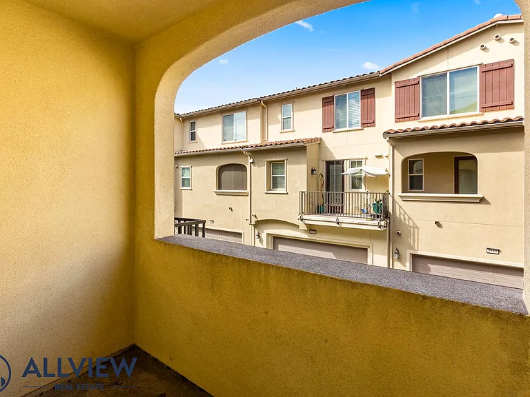 1531 E Lincoln Ave — Photo 18