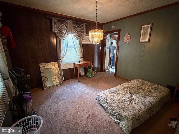 3rd image of 229 New Jersey Rd