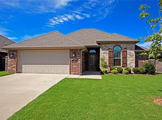 3800 SW Homestead Ave, Bentonville, AR 72712